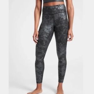 Athleta Women’s Misty Elation Lace Tight Galaxy Black Leggings - Size Small